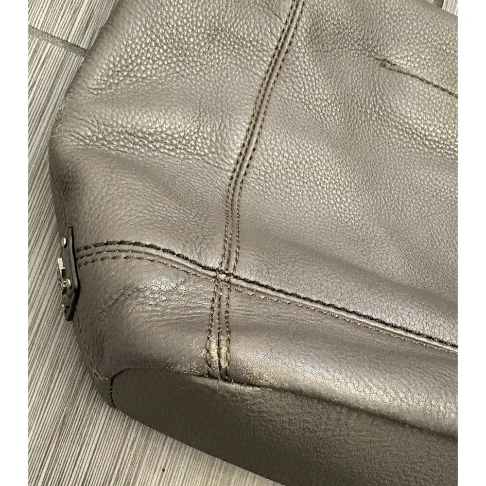 The Sak Sequoia Hobo Bag Gray Soft Pebbled Leather